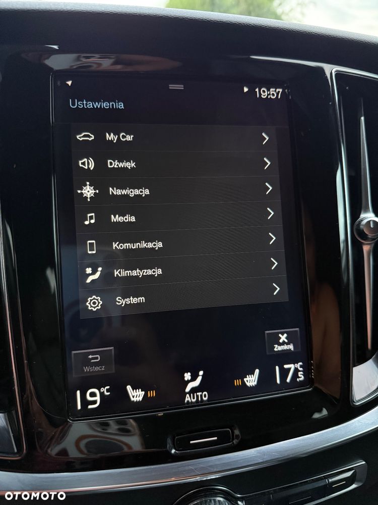 Volvo V60 D3 Momentum Pro - 38