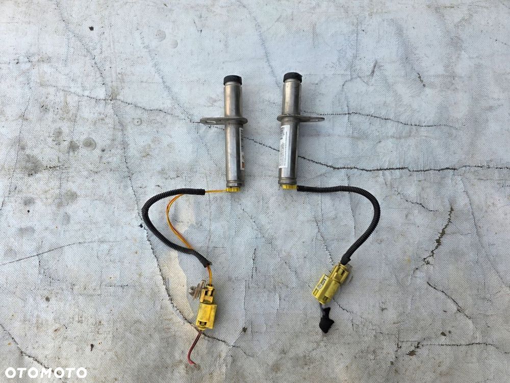 PEUGEOT RCZ NABÓJ PIROTECHNICZNY ZAWIASU MASKI LEWY+PRAWY YM17342080 - 1