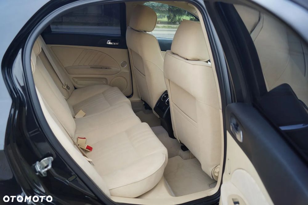 Alfa Romeo 159 1.9JTDM Impression - 16