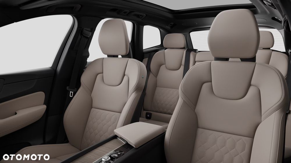 Volvo XC 60 T6 Plug-In Hybrid AWD Ultra Dark - 7