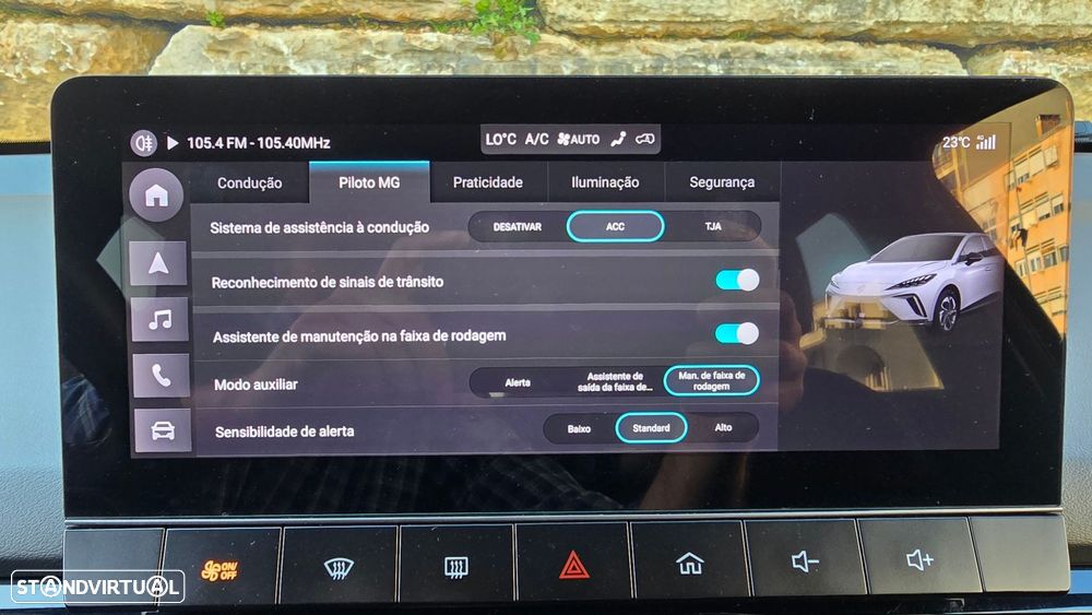 MG MG4 64 kWh Luxury - 25