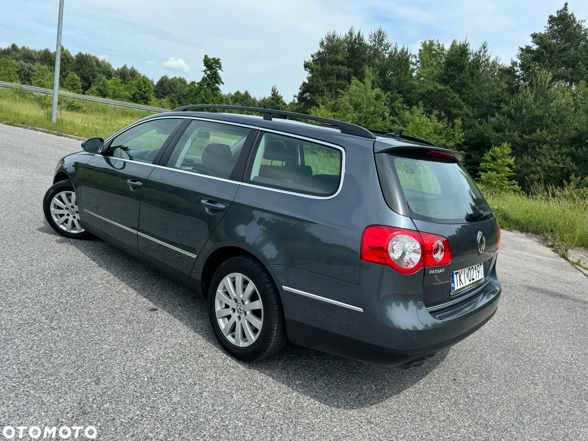 Volkswagen Passat 2.0 TDI Comfortline - 4