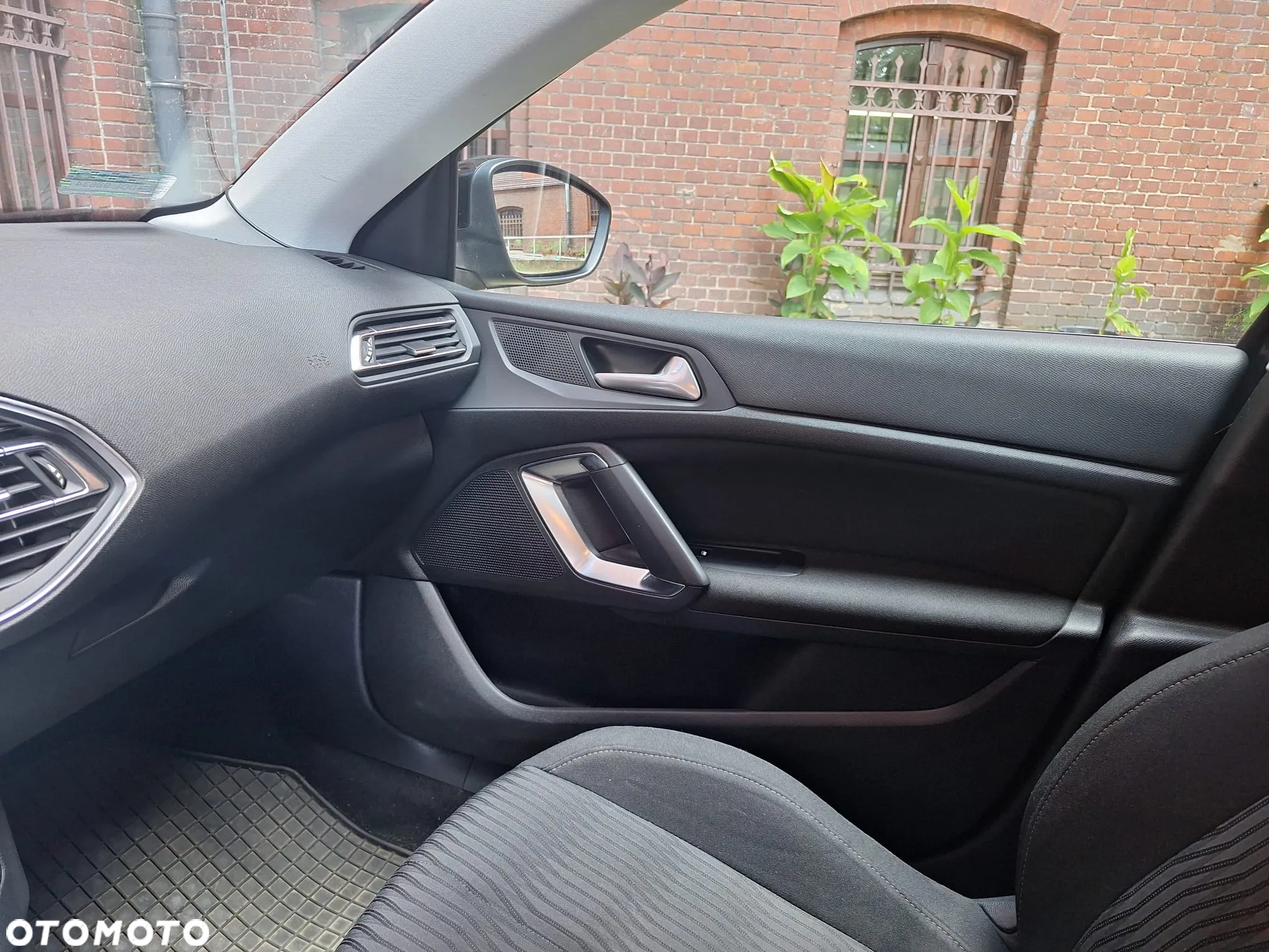Peugeot 308 - 15