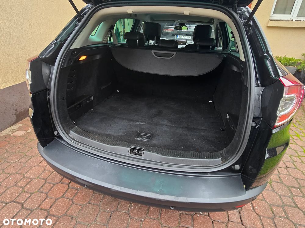 Renault Megane ENERGY dCi 110 Start & Stop Bose Edition - 24