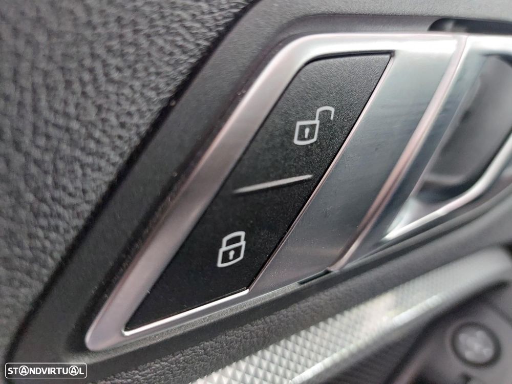 BMW 216 Gran Coupé d Pack Desportivo M - 21