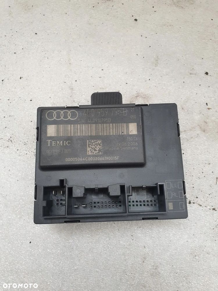 STEROWNIK MODUŁ DRZWI LEWY TYŁ AUDI Q7 4L - 2
