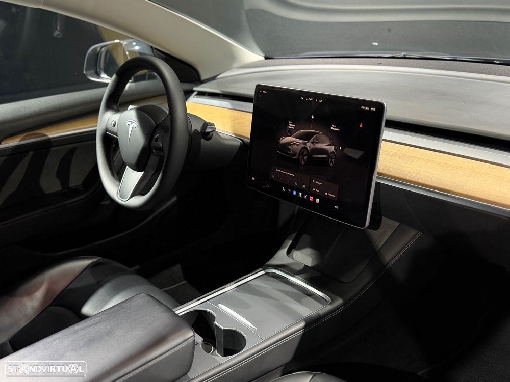 Tesla Model 3 Long-Range Dual Motor AWD - 42