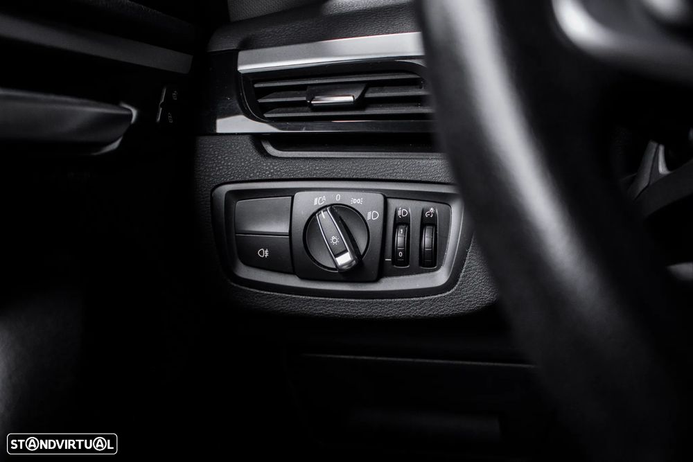 BMW X1 16 d sDrive Auto - 20