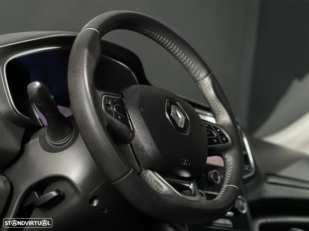 Renault Mégane Sport Tourer - 5