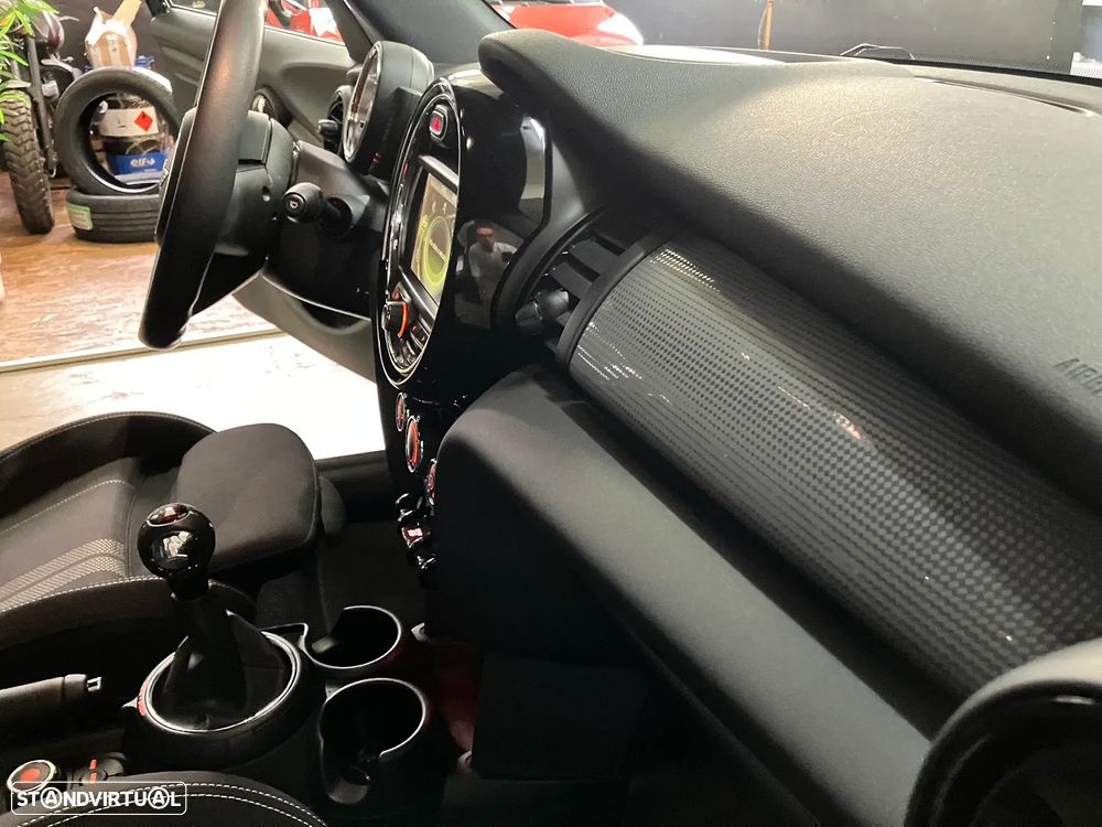 MINI 5 Portas One - 19