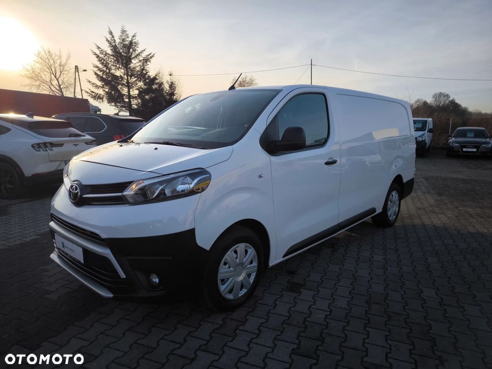 Toyota Proace - 1