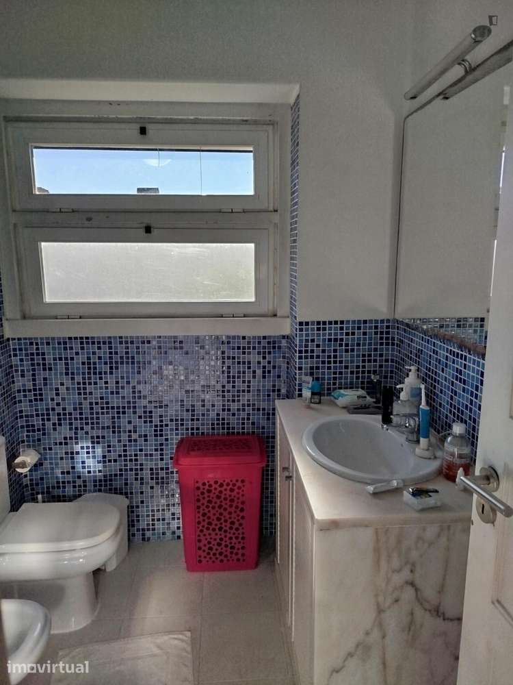 Quarto - localizado em Alvalade Lisbon - Grande imagem: 4/16