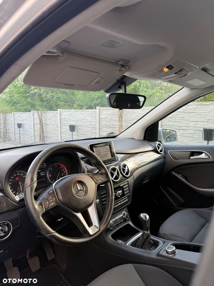 Mercedes-Benz Klasa B 180 CDI (BlueEFFICIENCY) - 6