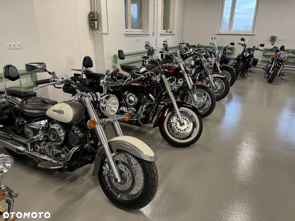 Suzuki Intruder - 23