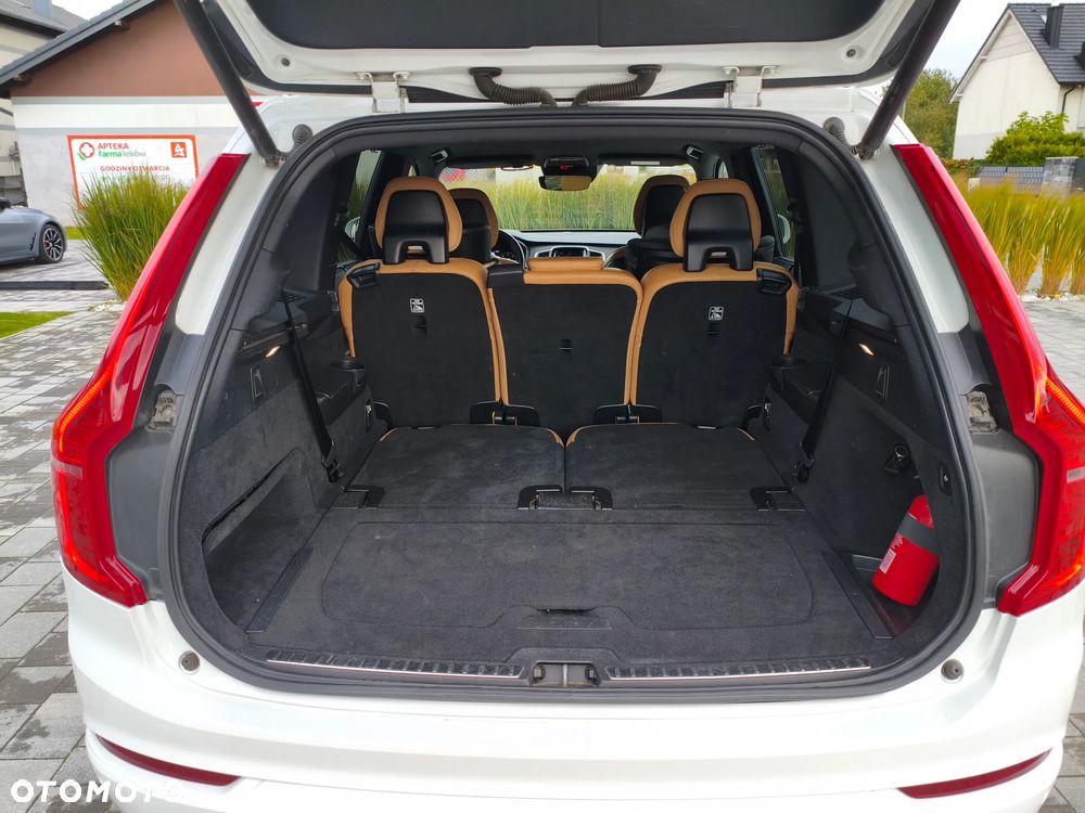 Volvo XC 90 D5 AWD Geartronic Momentum - 18