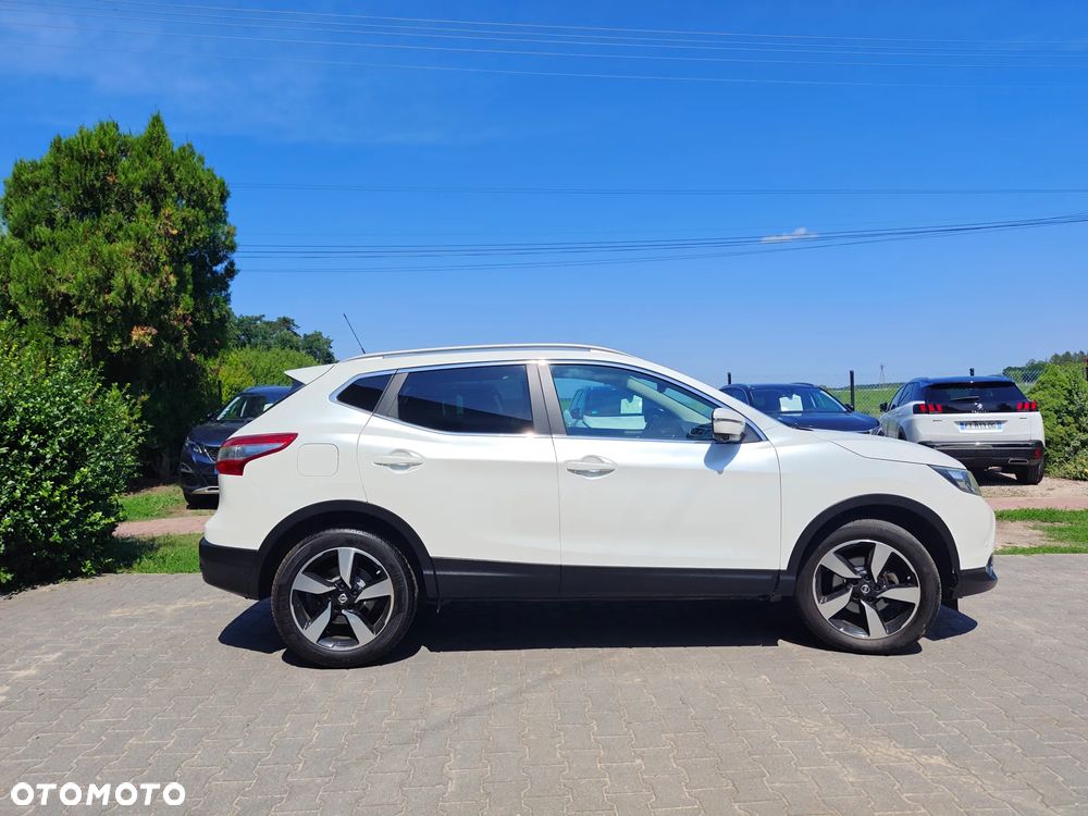 Nissan Qashqai 1.5 dCi N-Connecta - 25