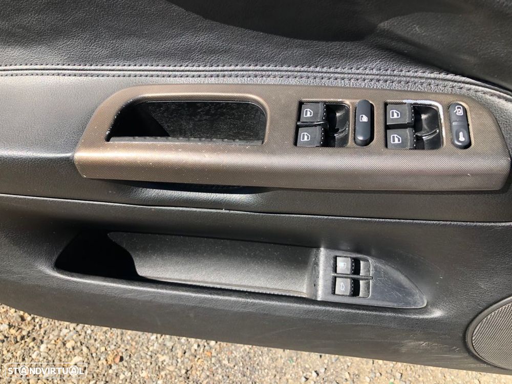 VW Passat Variant 1.9 TDi Highline - 9