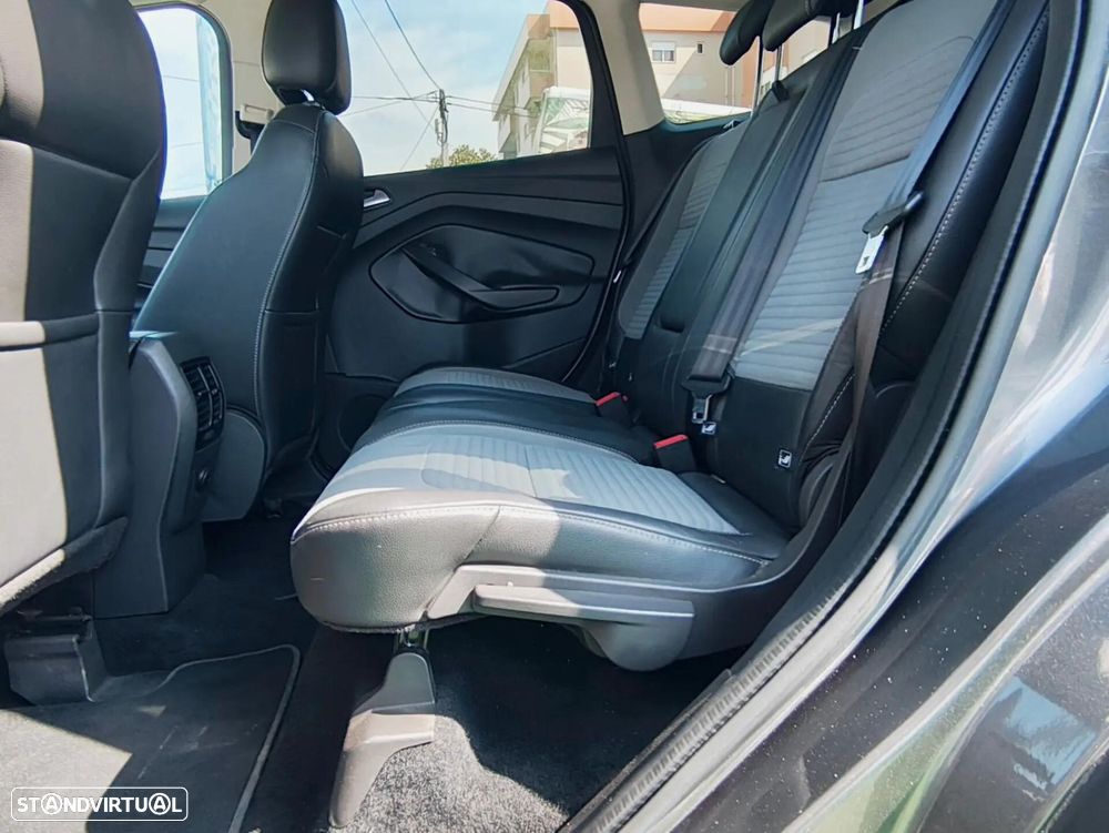 Ford Kuga 1.5 TDCi EcoBlue Titanium - 26