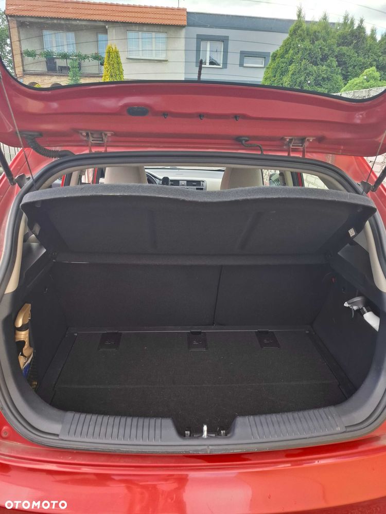 Kia Rio - 5