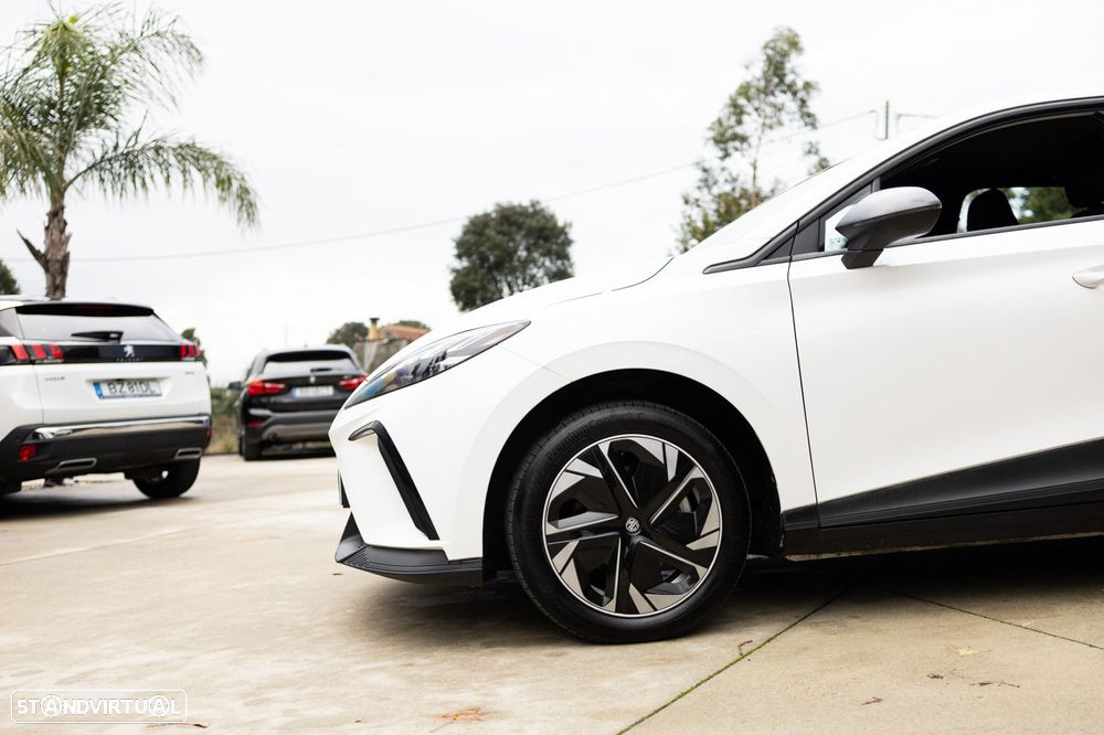 MG MG4 51 kWh Standard - 32