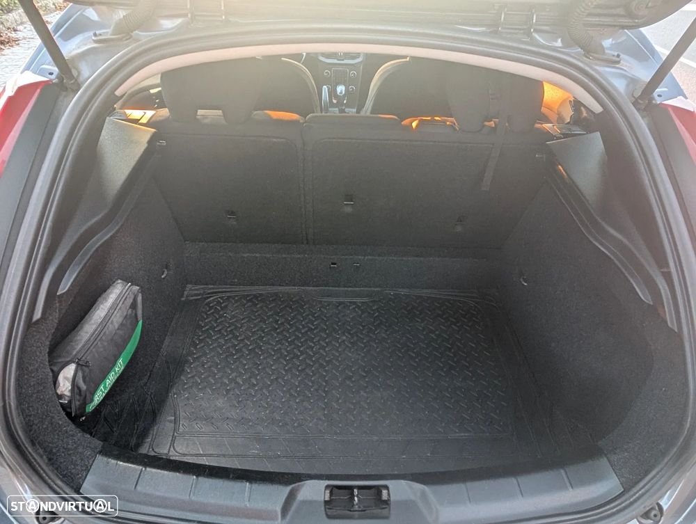 Volvo V40 D2 — fotografia 6