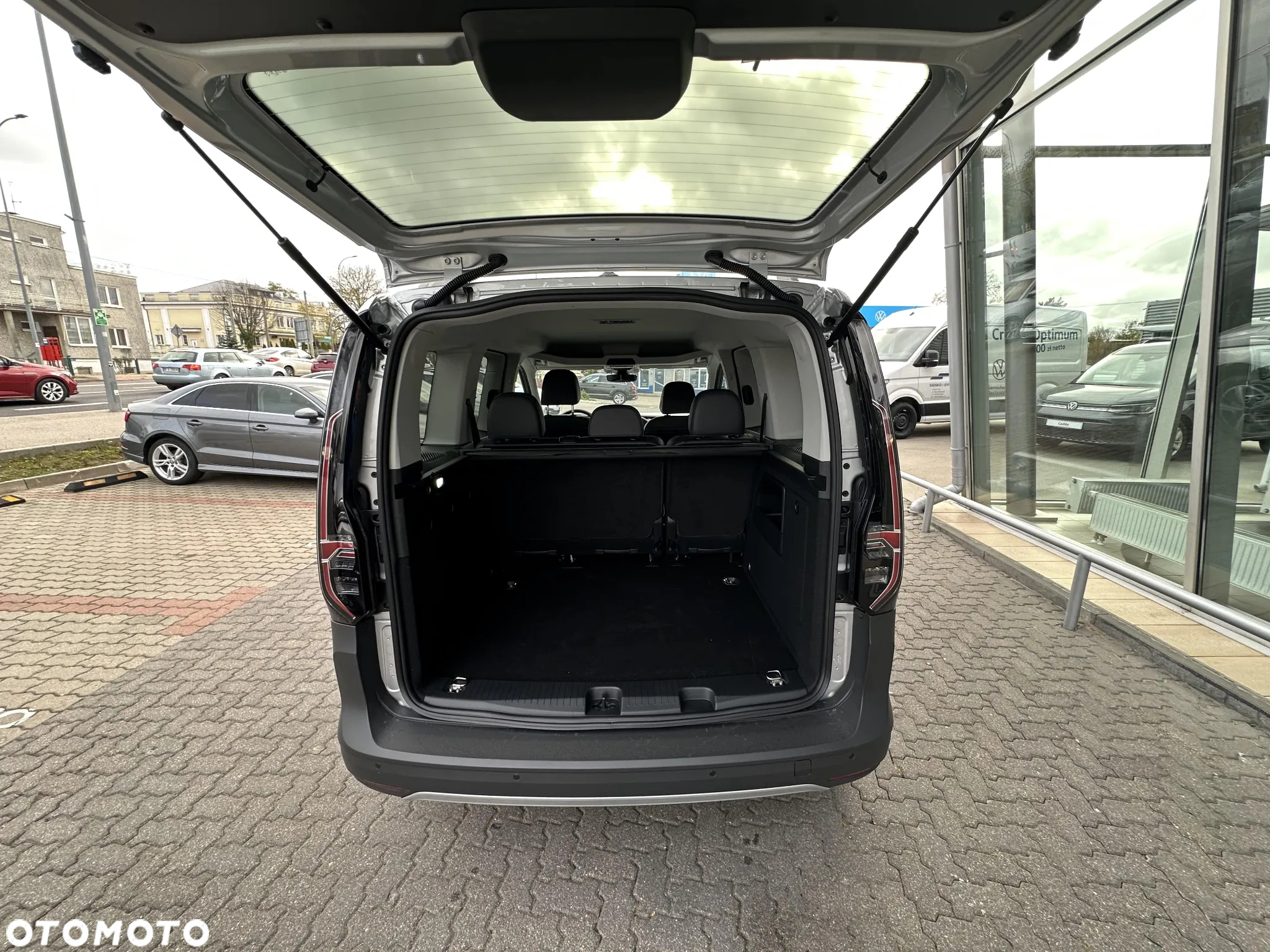 Volkswagen Caddy 2.0 TDI PanAmericana DSG - 14