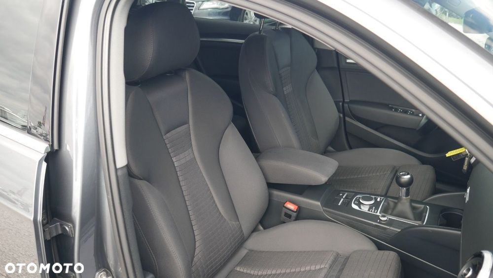 Audi A3 Sportback - 16