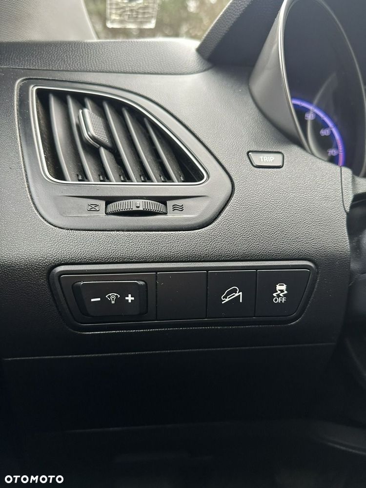 Hyundai ix35 - 28