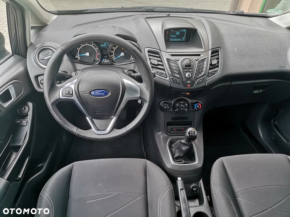 Ford Fiesta 1.25 Titanium - 10