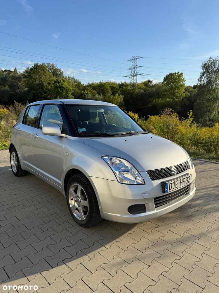 Suzuki Swift 1.3 GS / Premium 4WD - 3