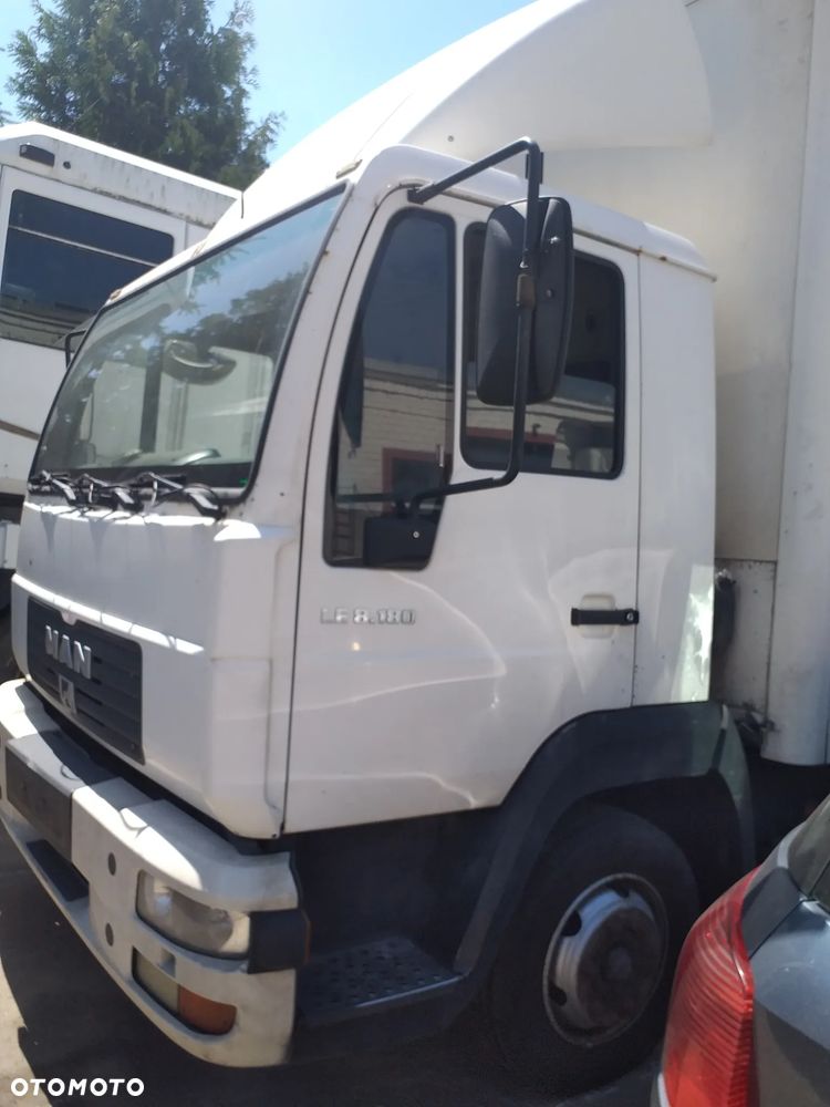 Man LE 8.180 drzwi prawe - 2
