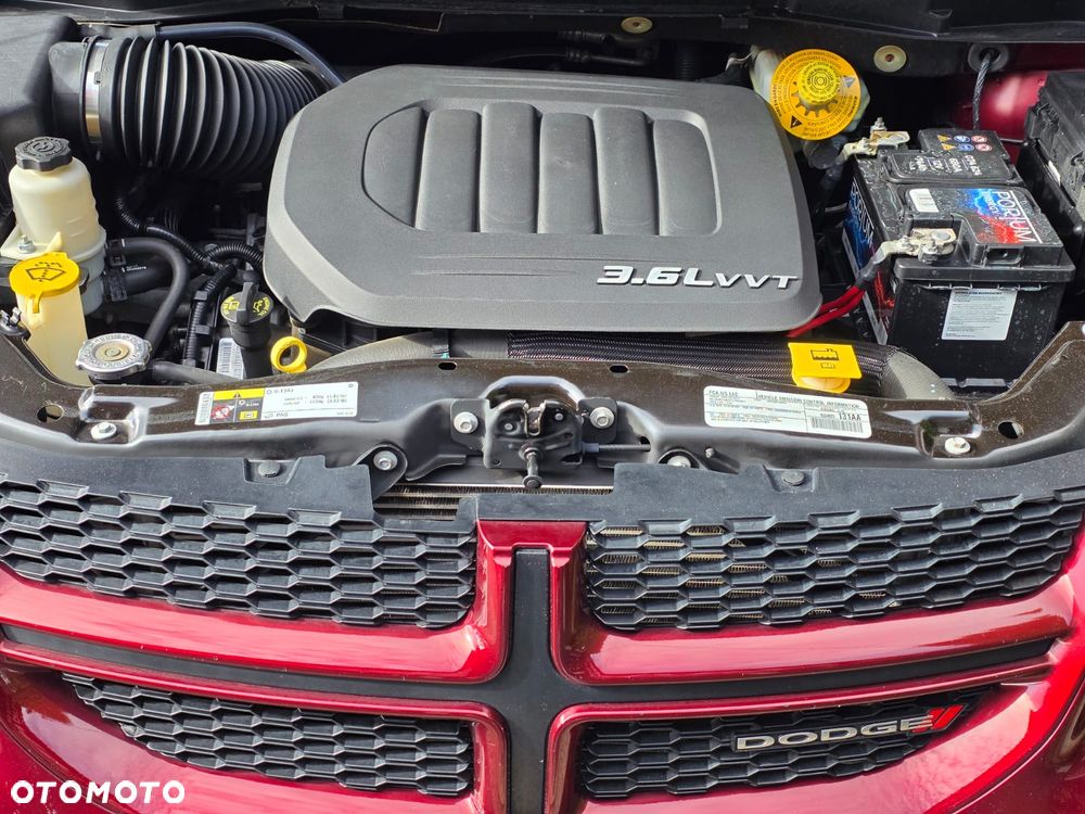 Dodge Grand Caravan - 12