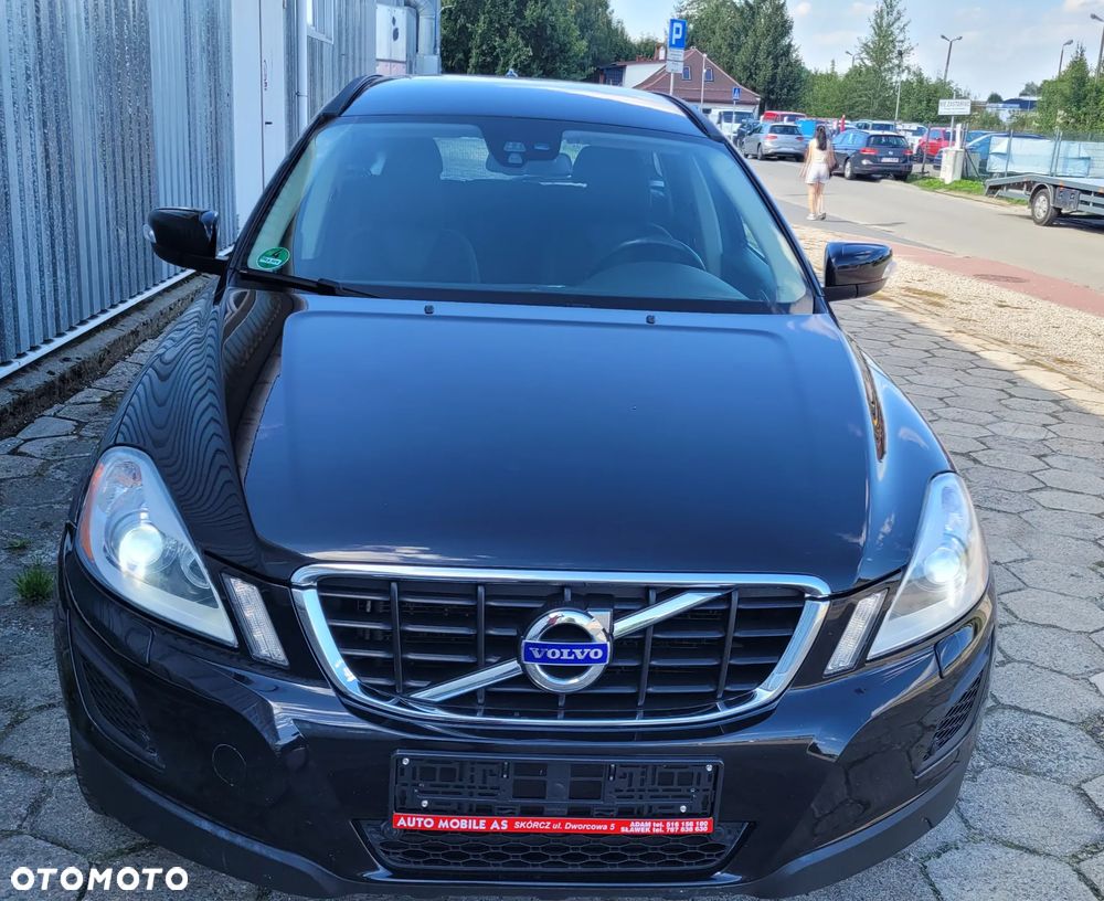 Volvo XC 60 D4 Momentum - 9