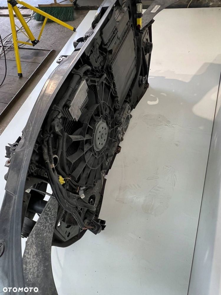 Pas przedni 3.2 FSI 2.0 TDI 2.0 TDI 1 WENTYLATOR Audi A4 S4 B7 8E 8H 2007 - 11