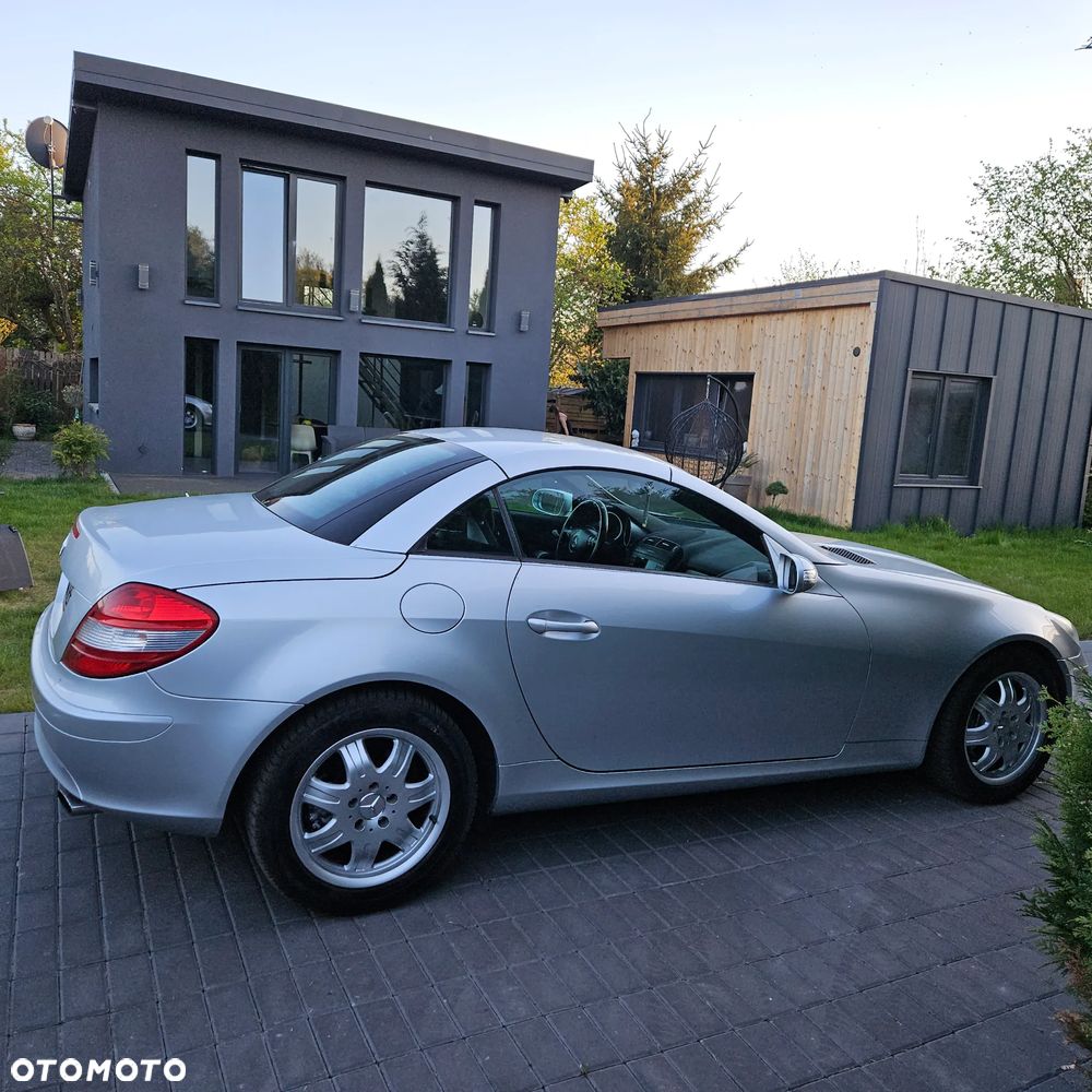 Mercedes-Benz SLK - 16