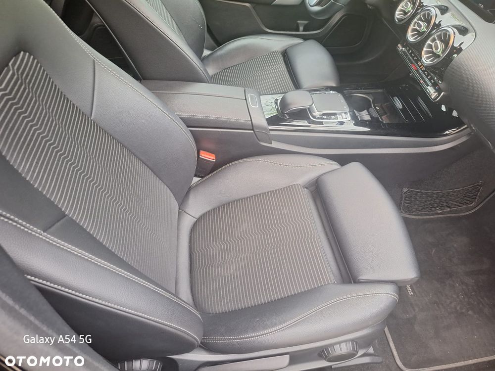 Mercedes-Benz Klasa A 200 AMG Line 7G-DCT - 24