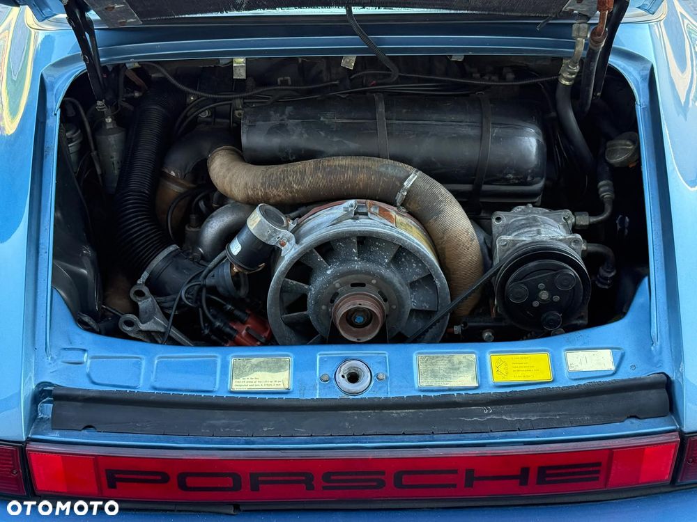 Porsche 911 - 19