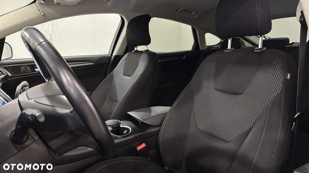 Ford Mondeo - 11