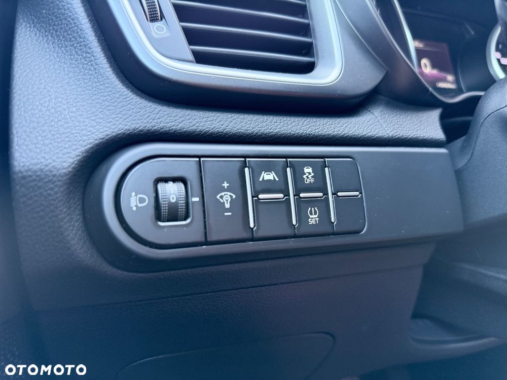 Kia Ceed 1.5 T-GDI GT-Line - 21