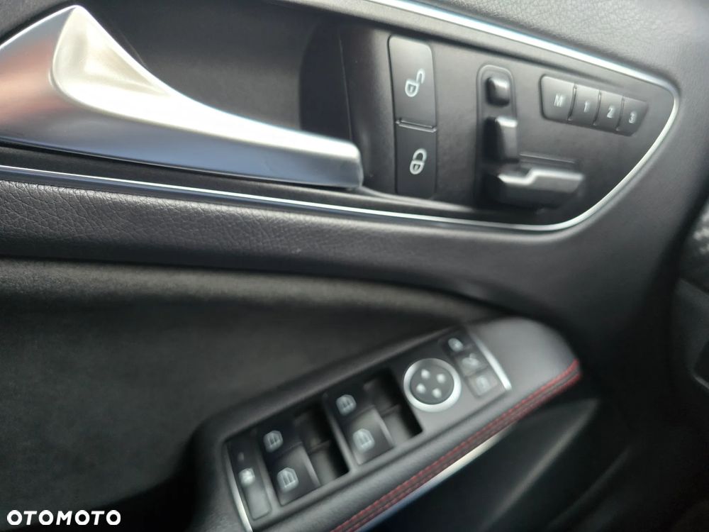 Mercedes-Benz Klasa A 45 AMG 4Matic AMG Speedshift 7G-DCT Edition 1 - 20