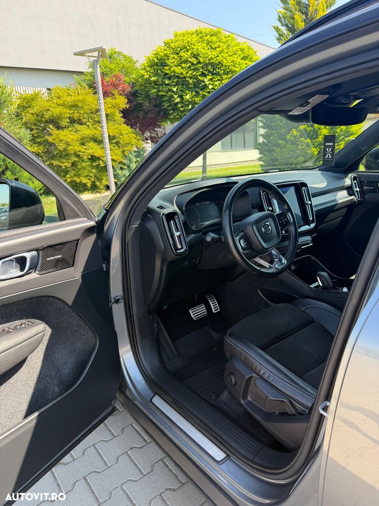 Volvo XC 40 D4 AWD R-Design - 13