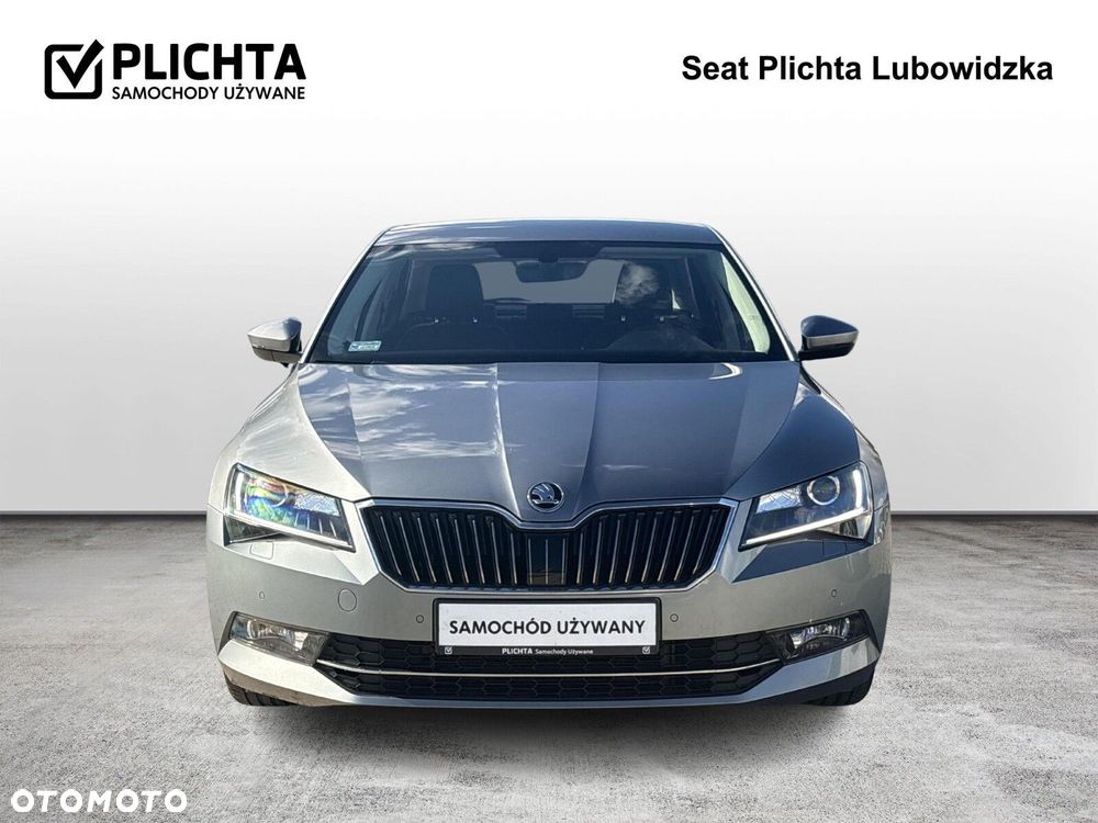 Skoda Superb 2.0 TDI SCR Ambition DSG - 8