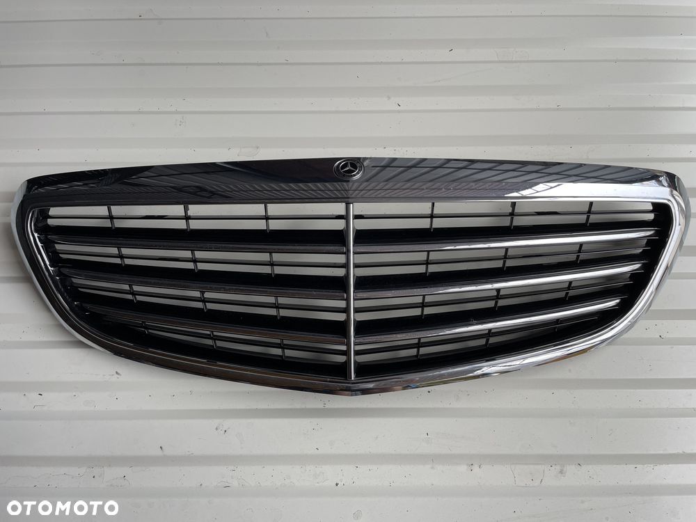ATRAPA PRZÓD GRILL MERCEDES BENZ W205 C KLASA A2058806606 - 2