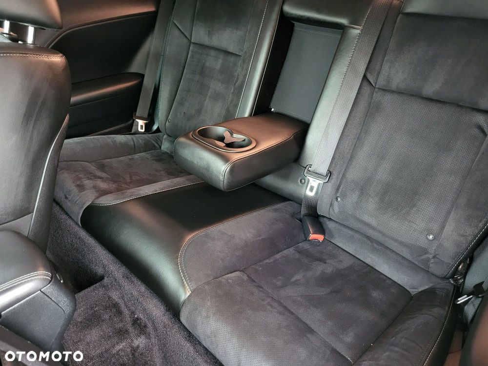 Dodge Challenger - 37