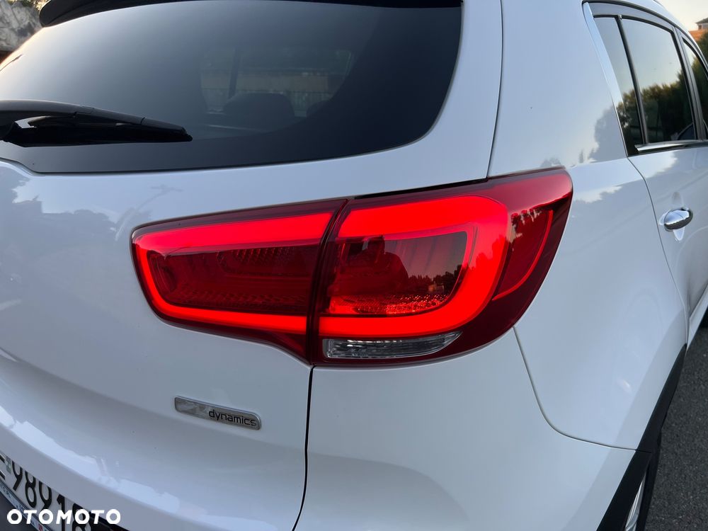 Kia Sportage 1.7 CRDI 2WD Dream-Team Edition - 37