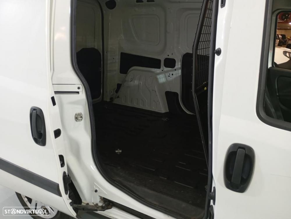 Fiat DOBLO 1.3 MJ EASY - 9