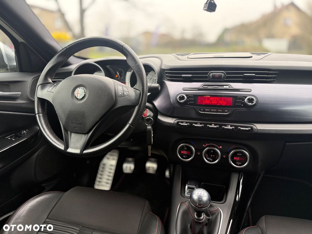Alfa Romeo Giulietta - 24