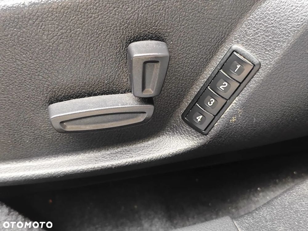Ford Mondeo 2.0 TDCi Platinium X Plus (Titanium) - 30