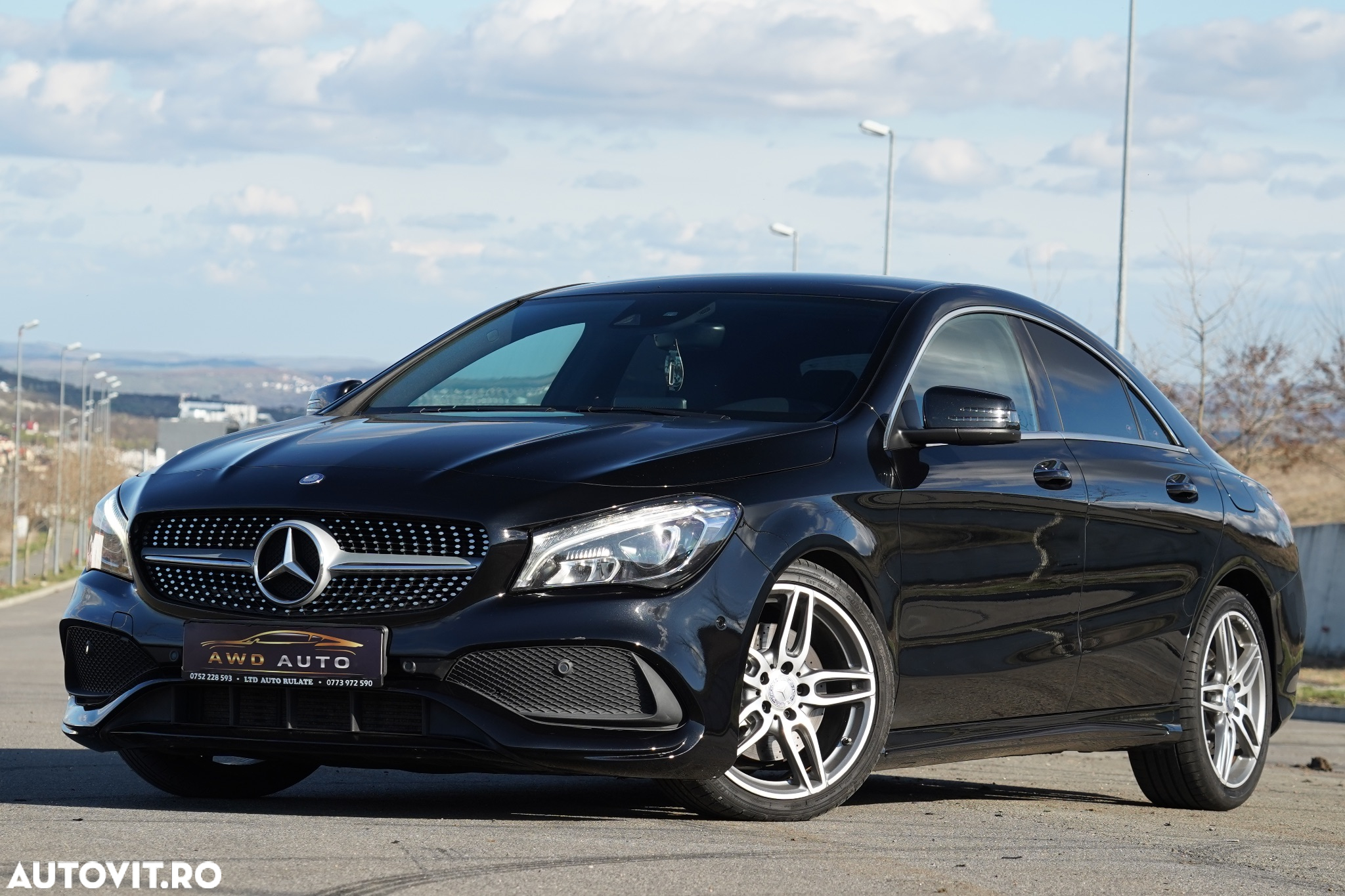 Mercedes-Benz CLA 220 d 7G-DCT AMG Line - 3
