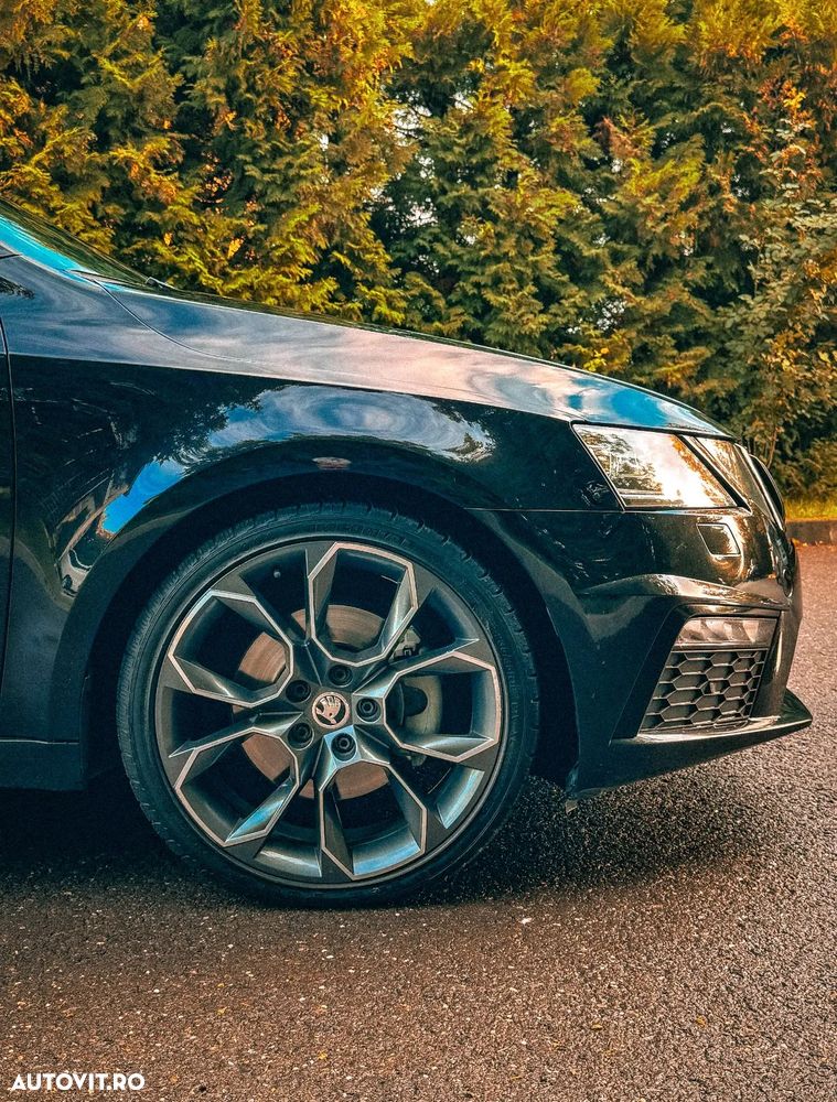 Skoda Octavia 2.0 TDI (Green tec) 4x4 DSG RS - 8